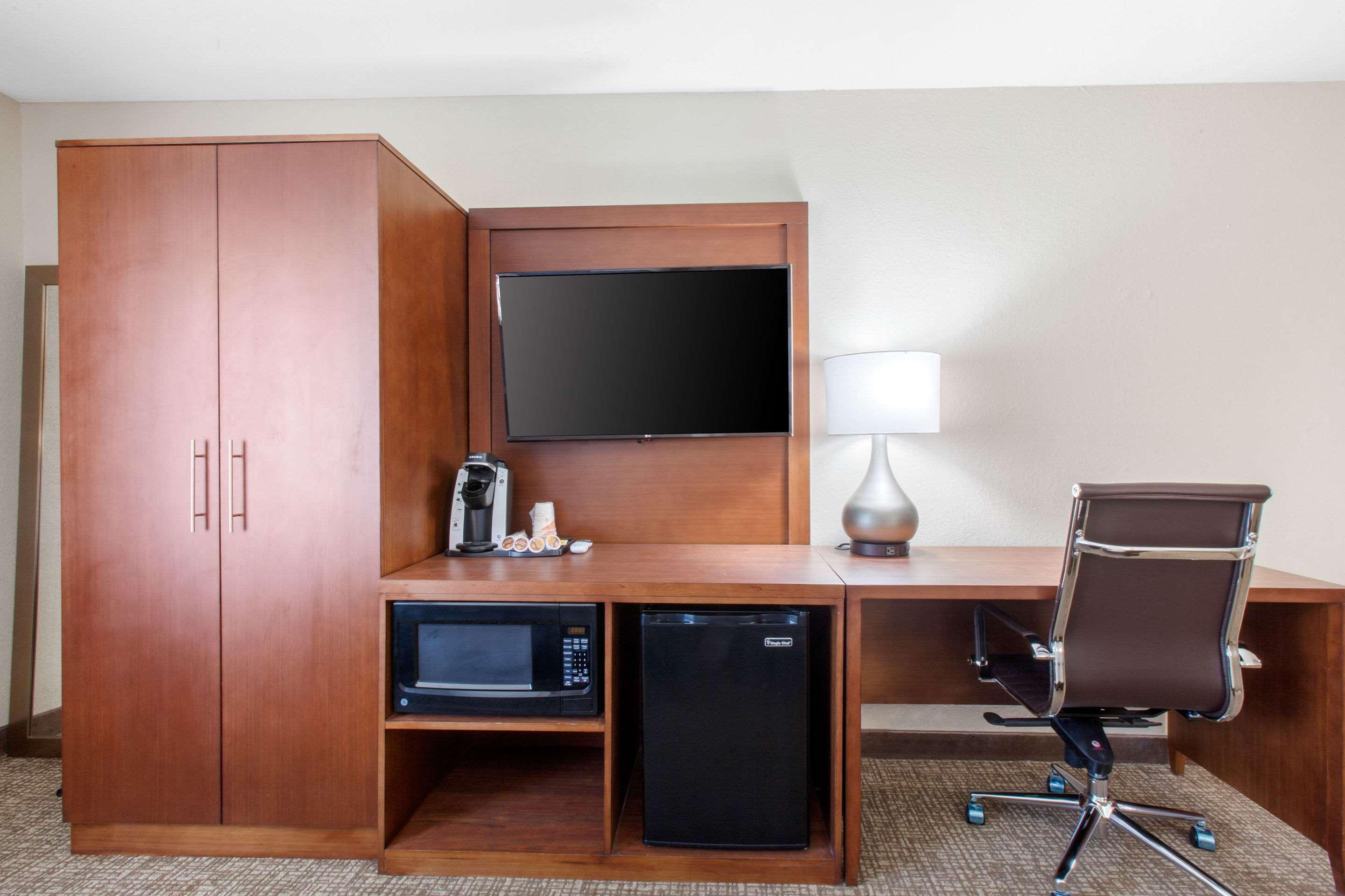 Comfort Inn & Suites Pinetop Show Low Lakeside Buitenkant foto