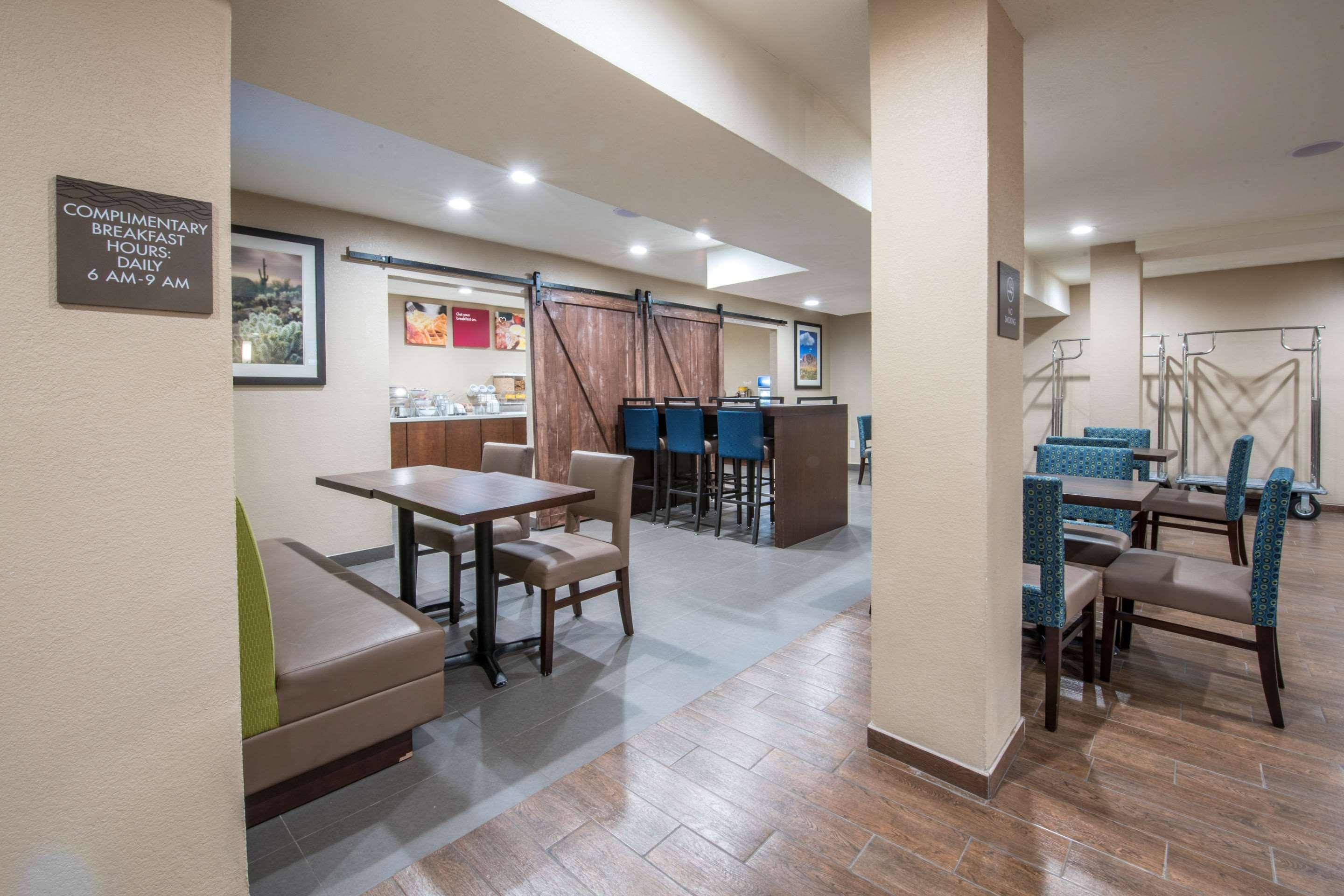 Comfort Inn & Suites Pinetop Show Low Lakeside Buitenkant foto