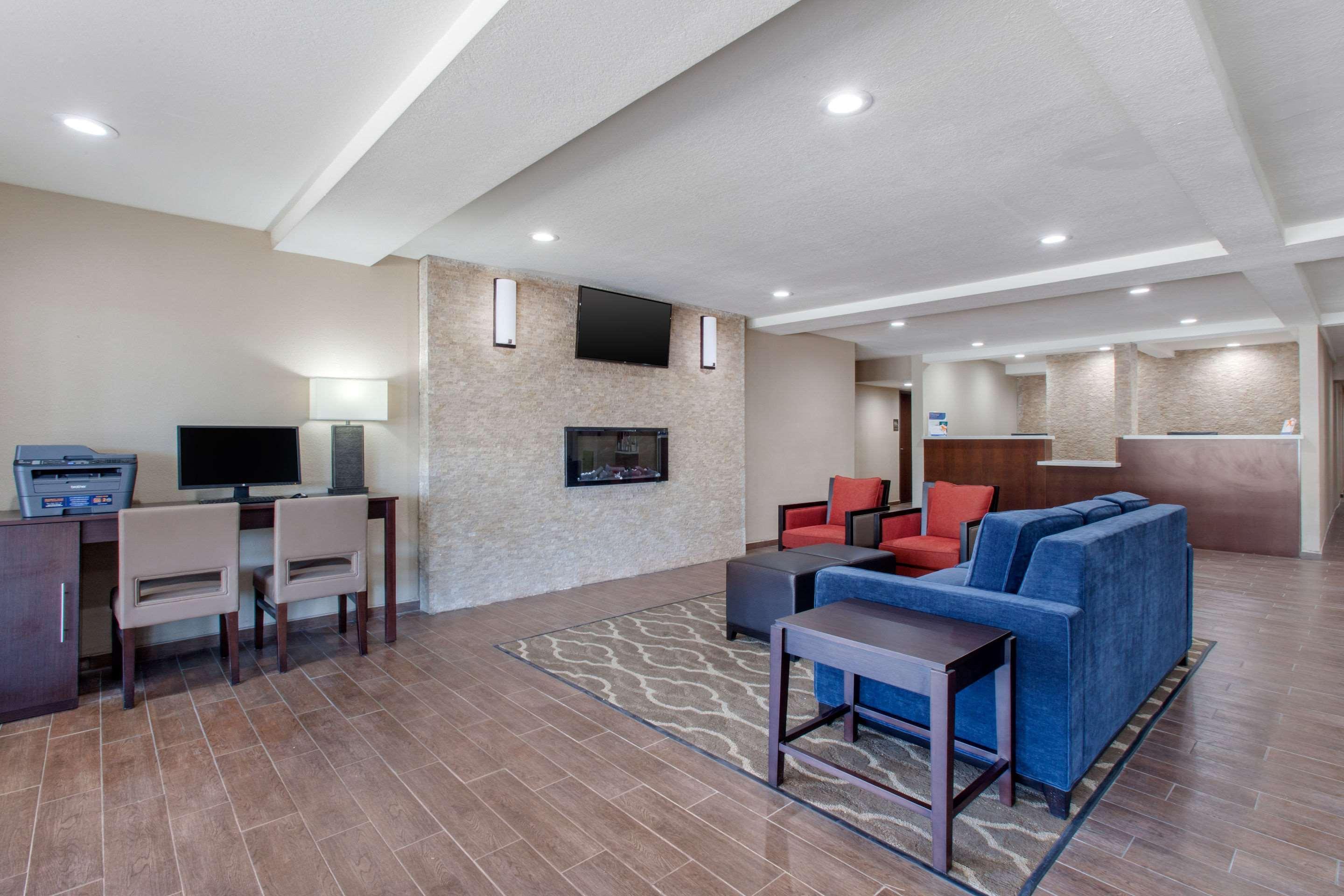 Comfort Inn & Suites Pinetop Show Low Lakeside Buitenkant foto