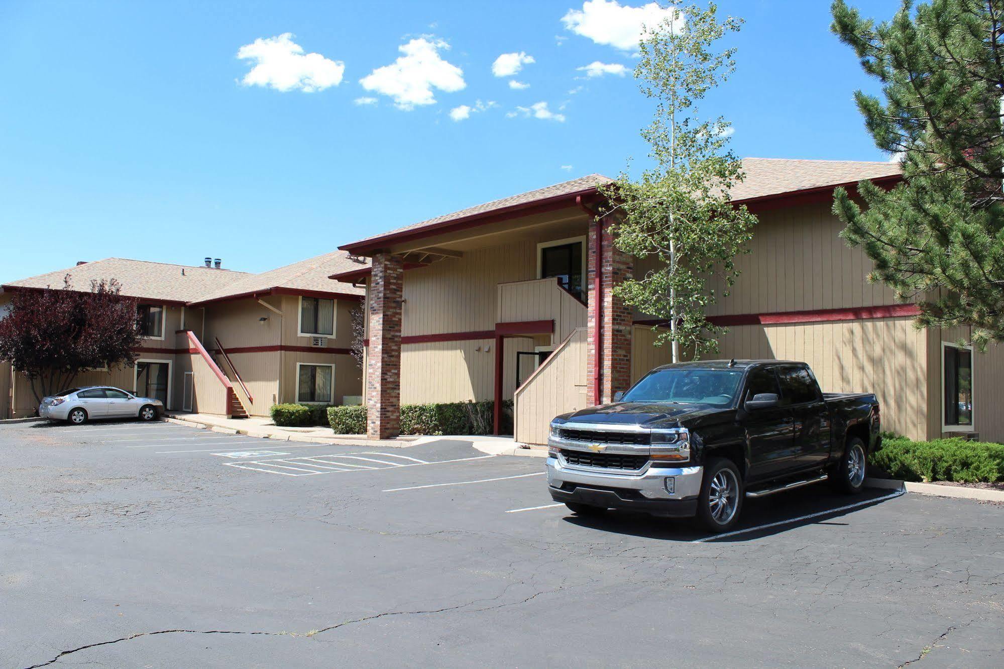 Comfort Inn & Suites Pinetop Show Low Lakeside Buitenkant foto